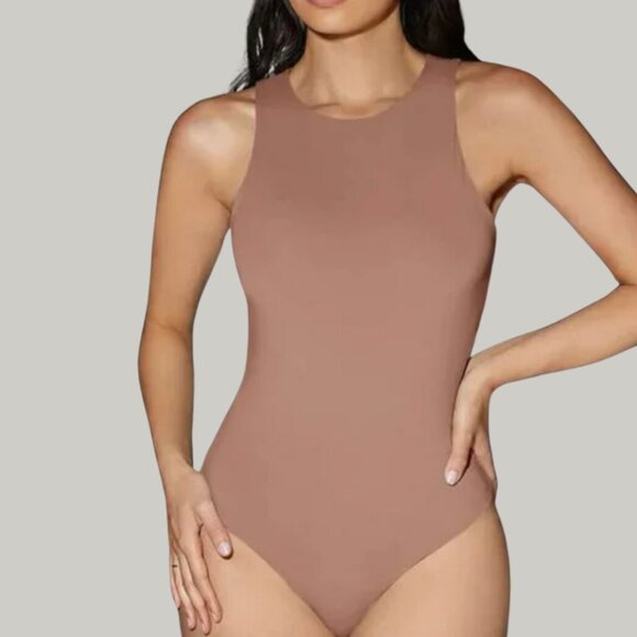 Boohoo Tops - EUC Basic Bodysuit